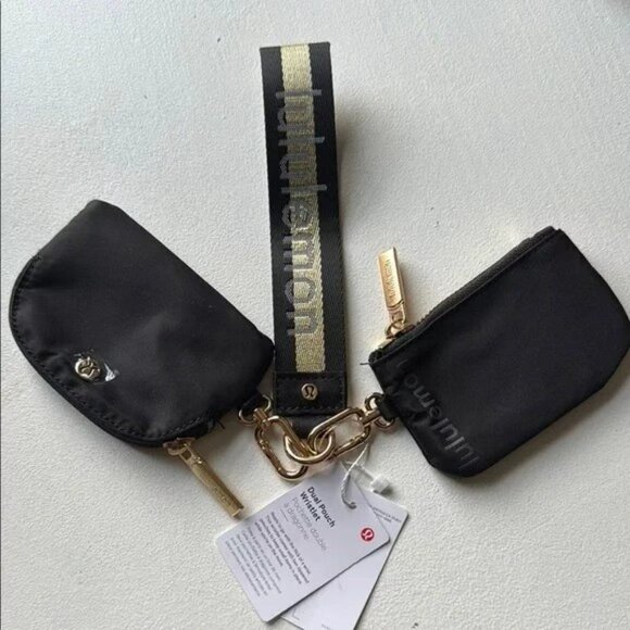 Lululemon Everywhere Crossbody Belt Bag Wordmark Black and Gold Logo - Picture 3 of 4